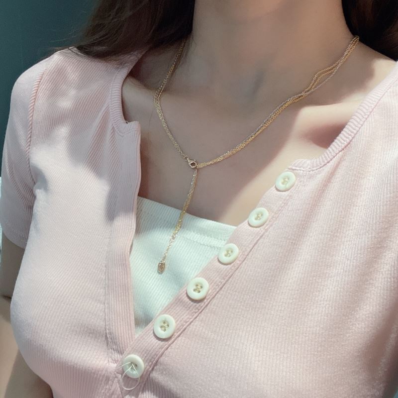 Ca*t1er necklaces